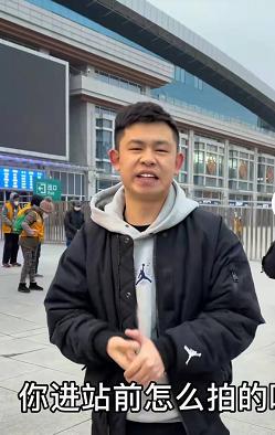 短视频发展历程_短视频网红案例分析_抖音网红痞幼黑料照片,