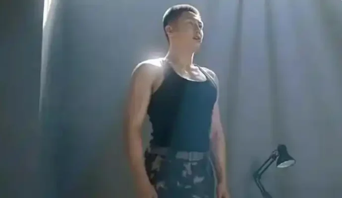 明星无效健身案例_陈伟霆健身尴尬_娱乐圈 健身  明星