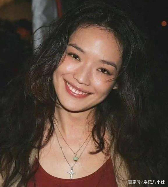 方脸女明星抗老_鹅蛋脸女明星_国字脸女明星美