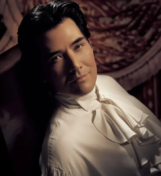 黄元申退圈后生活_隐退明星生活现状_明星怎么退出娱乐圈